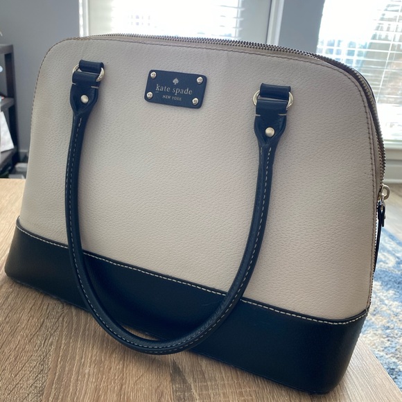 kate spade Handbags - Kate Spade off white and black shoulder purse